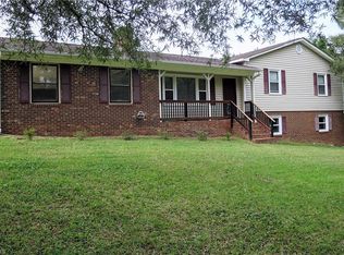 1096 Perryman Rd, Lexington, NC 27295