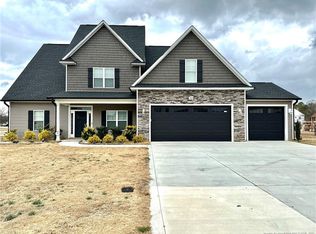 2403 Paron Ct, Hope Mills, NC 28348