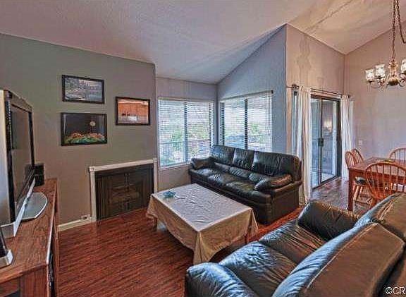 4th image of 4305 Apricot Dr