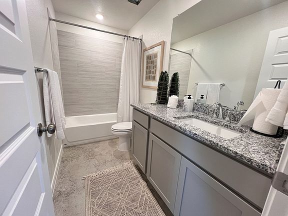 5th image of 911 Switchgrass Suite 100
