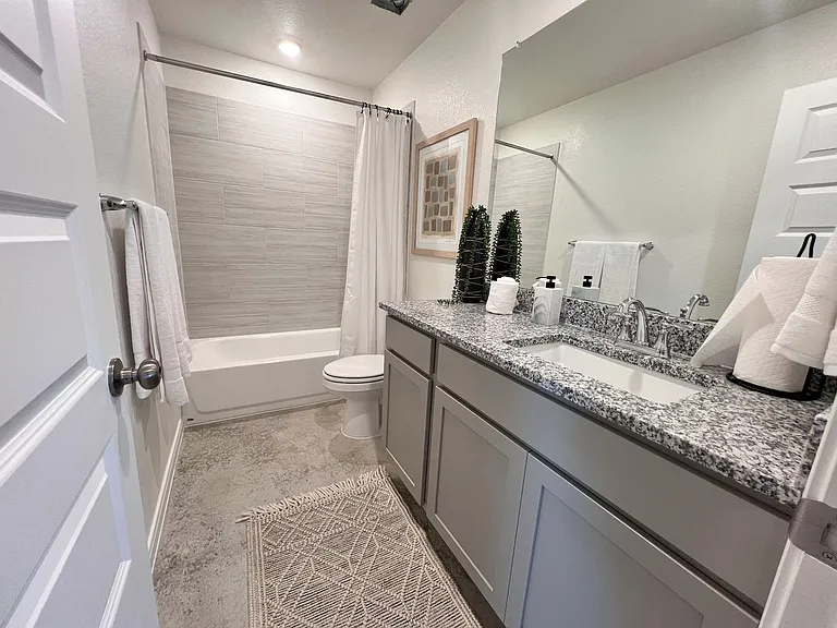 1239 Concord Dr — Photo 17
