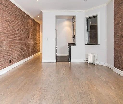 2nd image of 724 10th Ave APT 3A