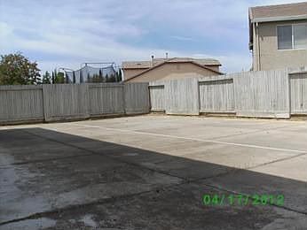 2nd image of 1657 Universal Dr