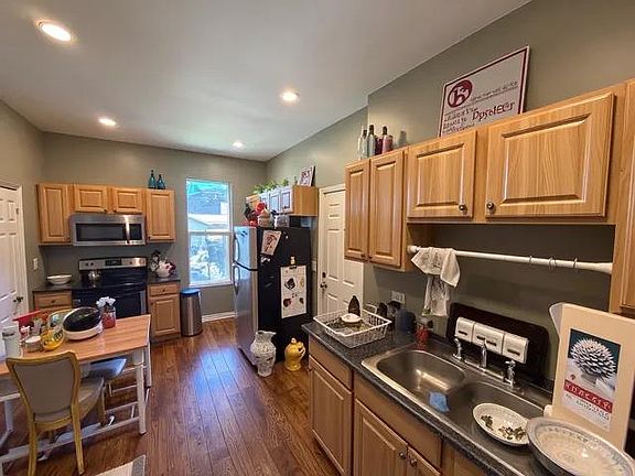 2nd image of 2612 W Armitage Ave #1