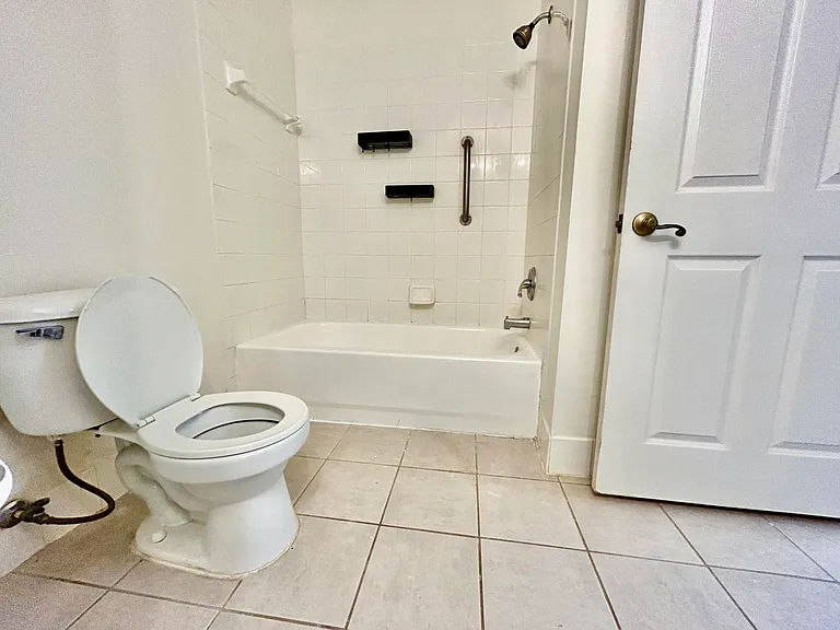 1209 Main St #307 — Photo 6