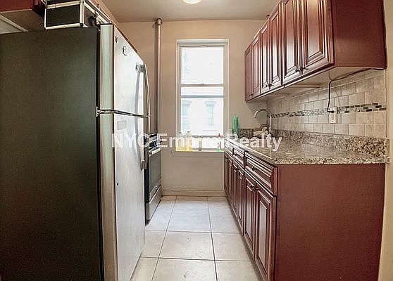 3rd image of 531 W 143rd St #2AA