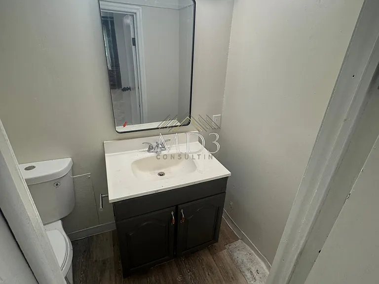 6707 Kenwood Dr — Photo 9