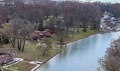 1st image of V/l W Island Dr