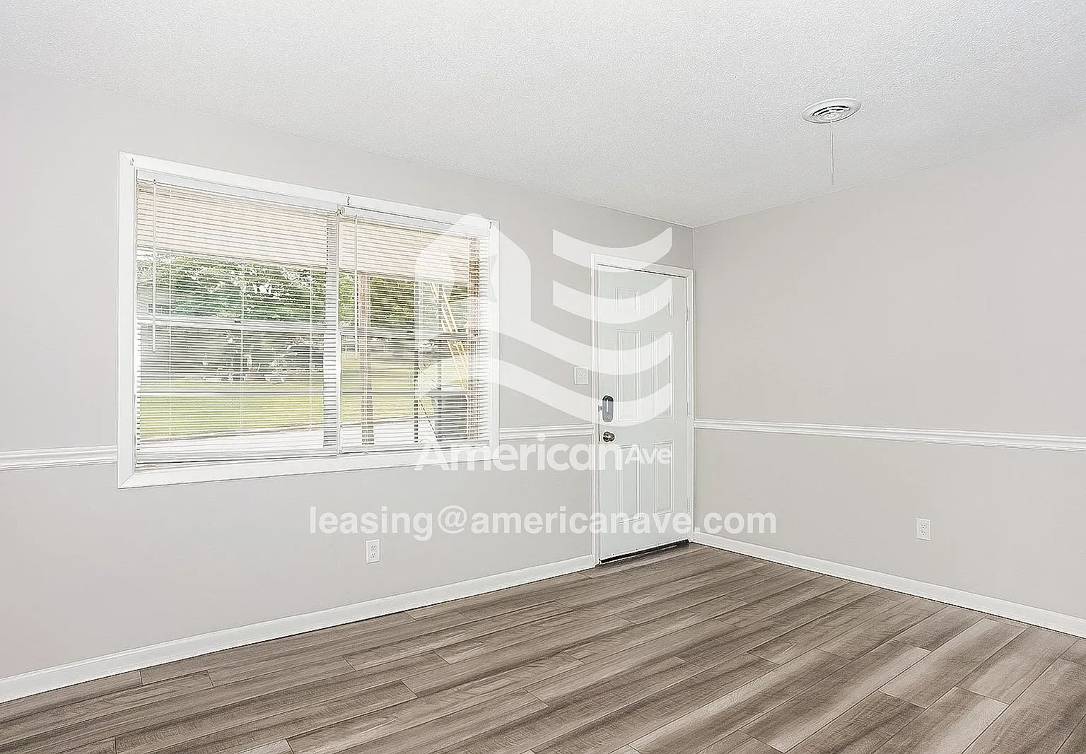3 bed, 1.5 bath, 1169 sqft, $1,450 — Photo 3