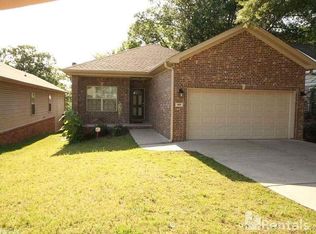 905 S Maple St, Little Rock, AR 72204