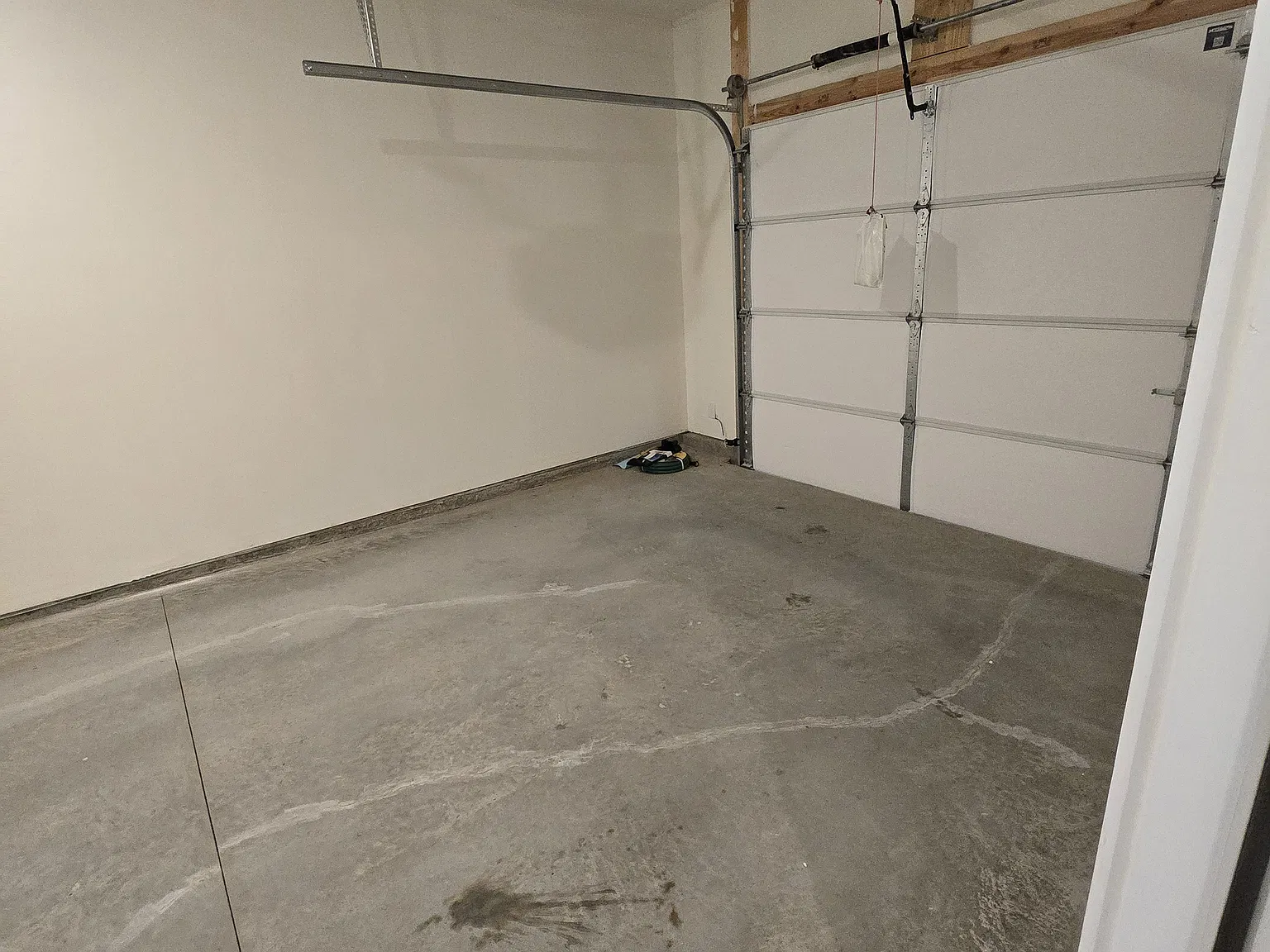 4 bed, 1554 sqft, $2,500 — Photo 4