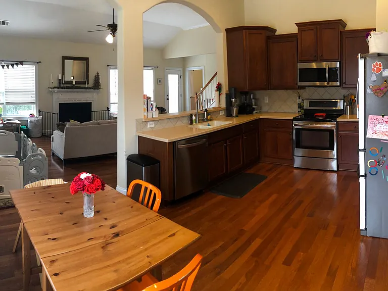 Kitchen area