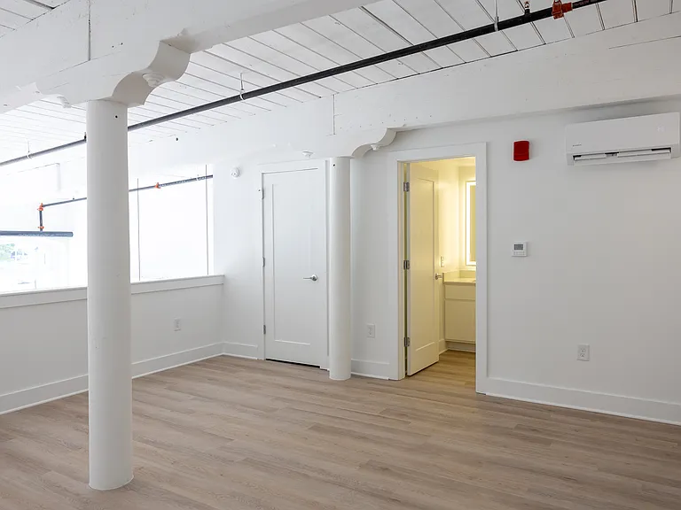 Overton Lofts — Photo 84