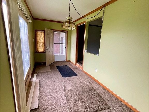 3rd image of 336 Jackson St