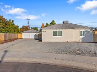 3015 E Simpson Ave, Fresno, CA