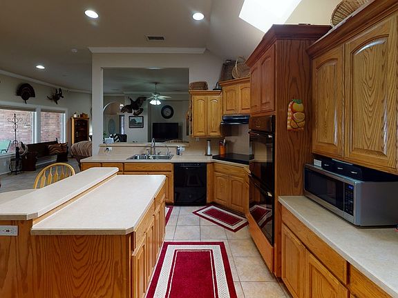 5th image of 13 Dolores Ct