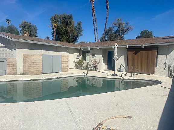 2nd image of 43548 Virginia Ave
