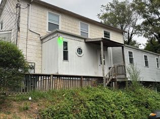 119 Pine Ave APT F, Rochester, PA 15074