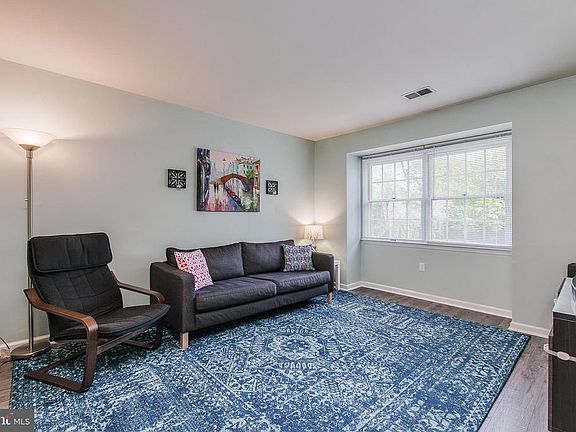 5th image of 1255 Fairchild Ave