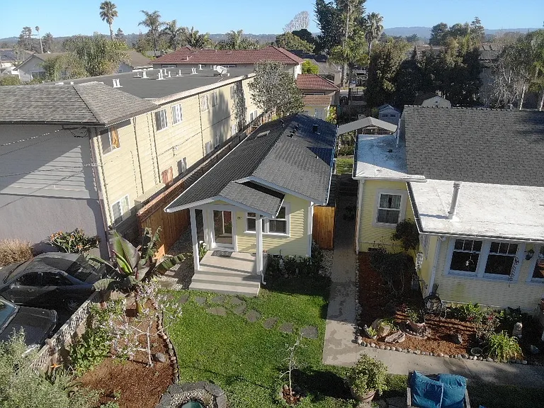 1917 Portola Dr — Photo 37