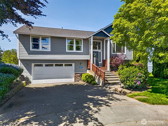 3rd image of 20312 Christie Place