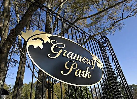 Rented by I & I New York | media 8