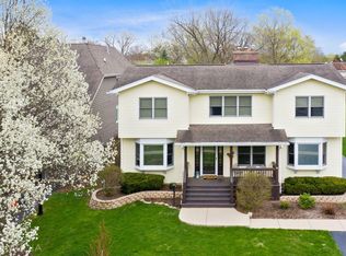 4929 Woodward Ave, Downers Grove, IL 60515