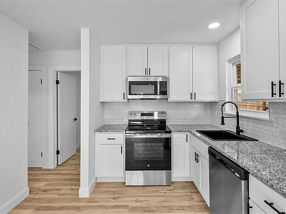 5th image of 312 Spicewood Dr