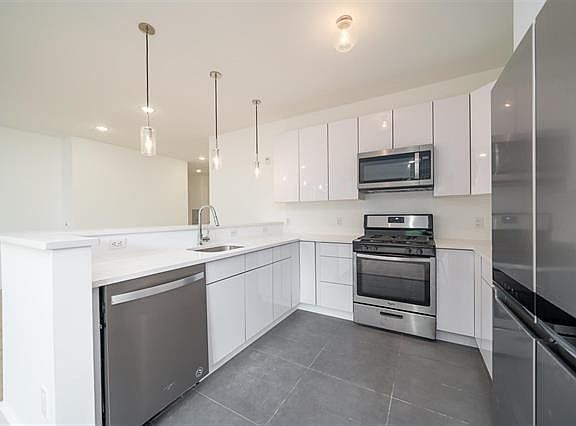 3rd image of 8621 River Rd #6D