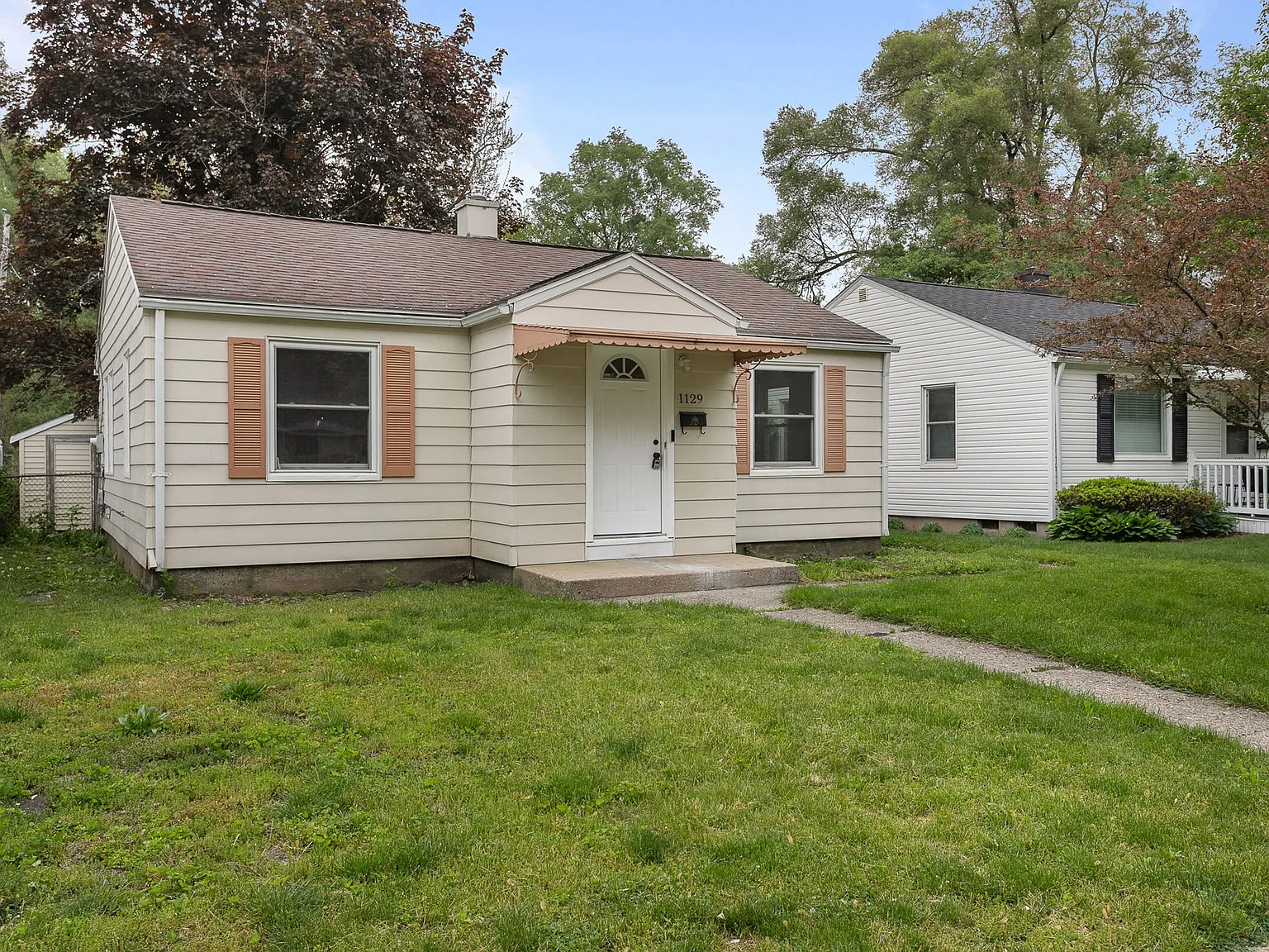 1129 W Beale St — Photo 3