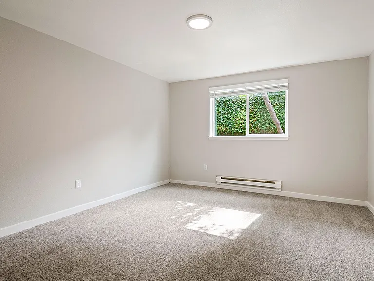 Alcove Apartment — Photo 8