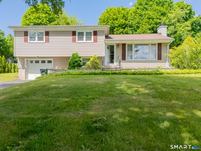 33 Kingswood Road, Danbury, CT, 06811
