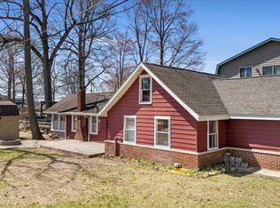 3677 Forest Dr, Lupton, MI 48635