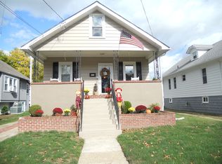 237 W Linwood Ave, Maple Shade, NJ 08052