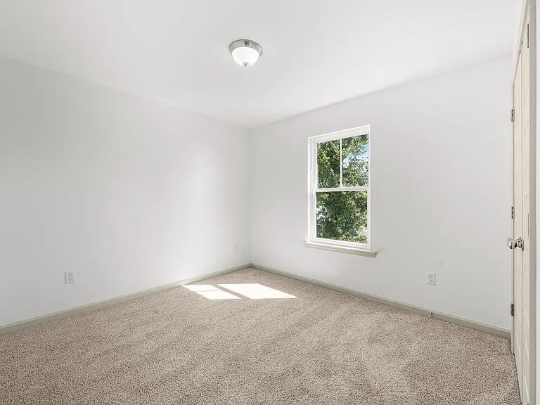 315 N Gay Ave — Photo 22