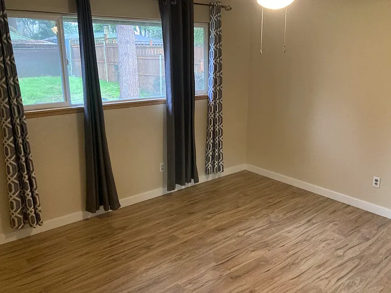 4805 7th Ave SE — Photo 11
