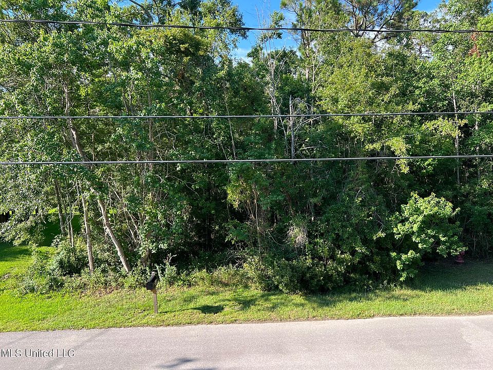 1st image of Thomas St Lot 15K