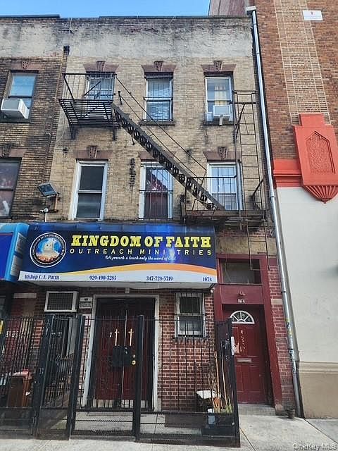 2nd image of 1074 Saint Johns Place