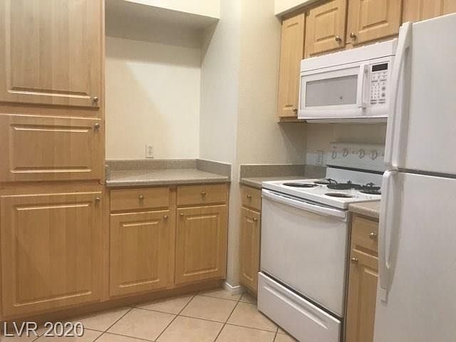 2nd image of 6955 N Durango Dr Unit 1052