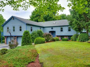 6 Corcoran Dr, Tyngsboro, MA 01879