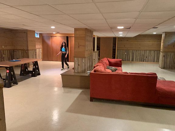 3rd image of 7721 N Lake Dr