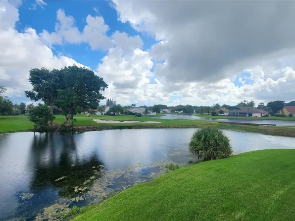 8751 Holly Court #202, Tamarac, FL 33321