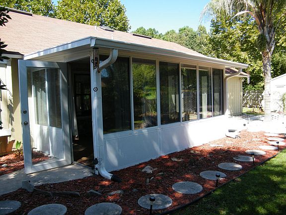 2nd image of 591 Hewes Pl