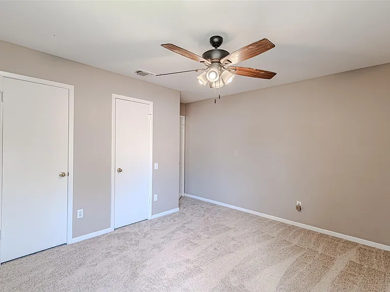 18506 Creekfield Ct — Photo 42