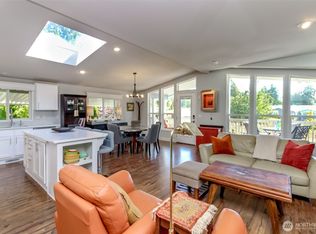2101 S 324th Street #11, Federal Way, WA 98003