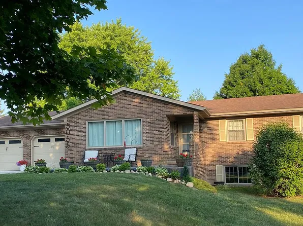 5055 8th Ave SW, Grandville, MI 49418