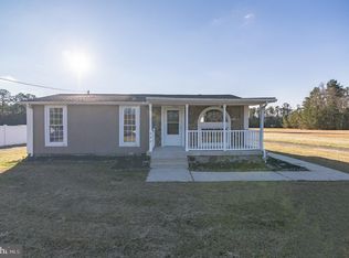 687 Macedonia Ln, Colonial Beach, VA 22443