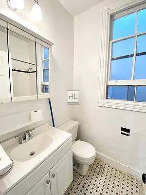 Rented by Highline Residential | media 11