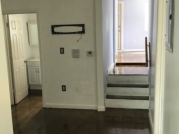 5th image of 103 Winthrop St #3