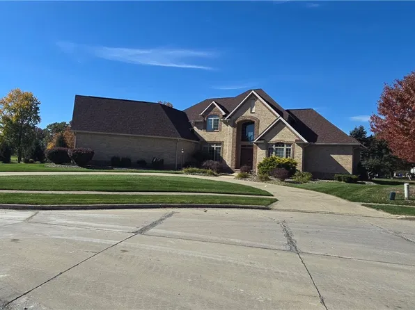 2828 Steelwood Cir, Akron, OH 44312